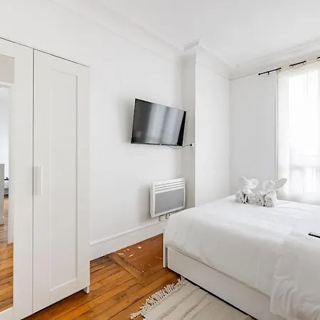 2 Bedrooms#2 Bathrooms#paris 14#alesia Апартаменты *